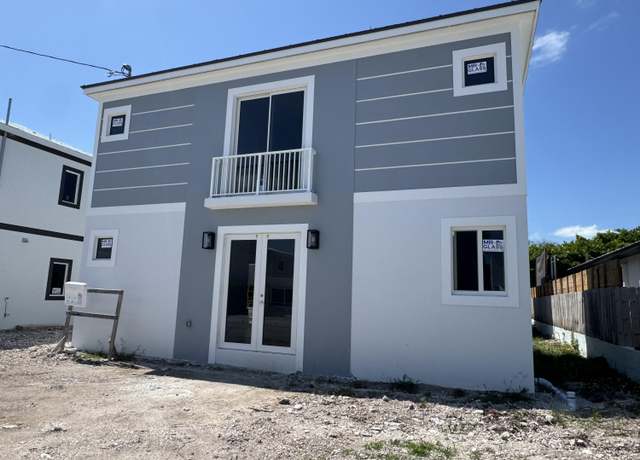 Property at 11 Orange Dr, Key Largo, FL 33037, 3 beds, 3 baths