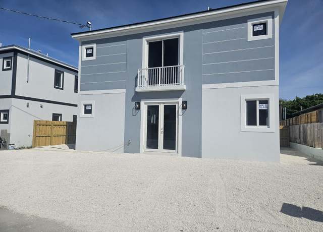 Property at 11 Orange Dr, Key Largo, FL 33037, 3 beds, 3 baths