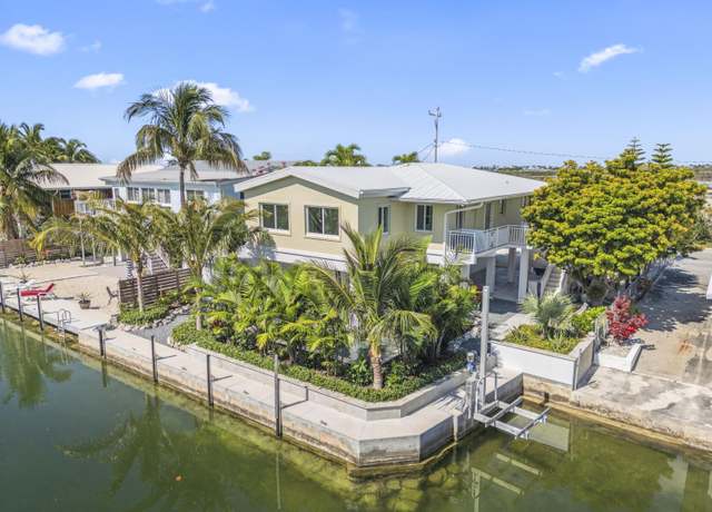 Property at 365 Pirates Rd, Little Torch Key, FL 33042, 3 beds, 2 baths