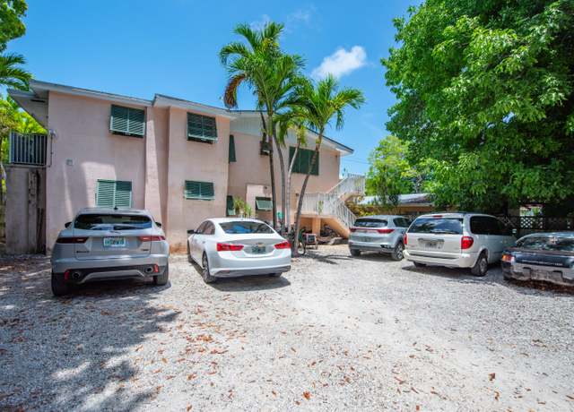Property at 909 & 913 Thomas St, Key West, FL 33040, 8 beds, 4 baths
