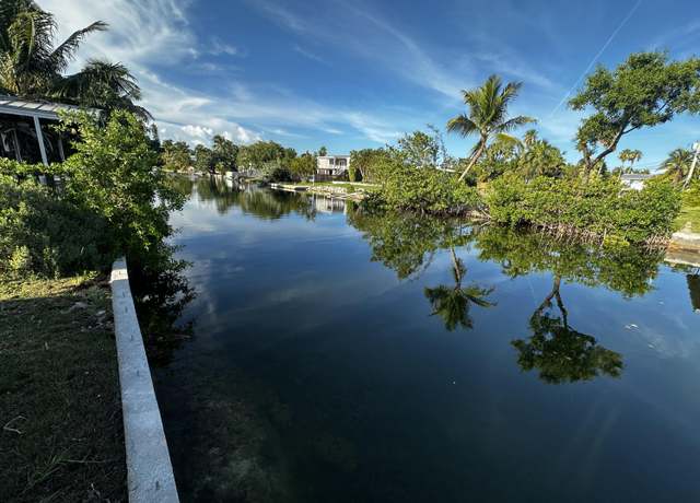 Property at 69 Palm Dr, Saddlebunch, FL 33040, 2 beds, 1 bath