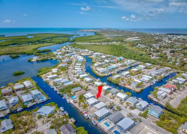 Property at 180 La Paloma Rd, Key Largo, FL 33037, 3 beds, 3 baths