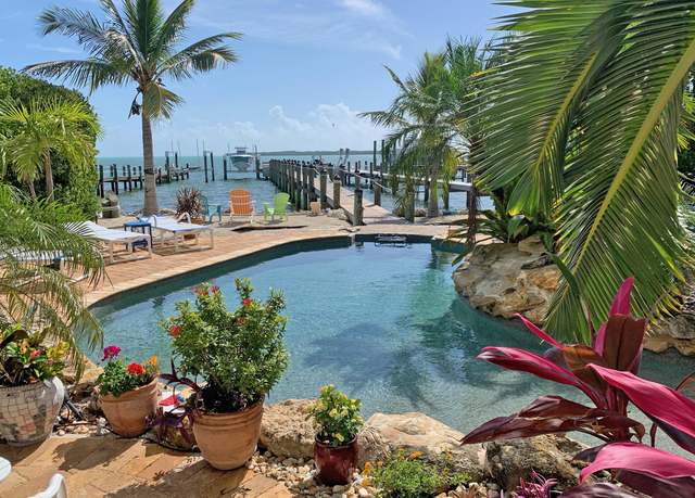 Property at 159 Atlantic Circle Dr, Key Largo, FL 33070, 3 beds, 2 baths