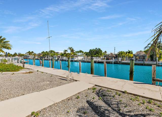 Property at 460 11th St, Key Colony, FL 33051, 2 beds, 2 baths