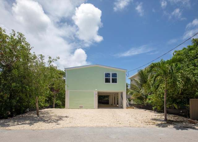 Property at 31349 Avenue C, Big Pine Key, FL 33043, 3 beds, 2 baths