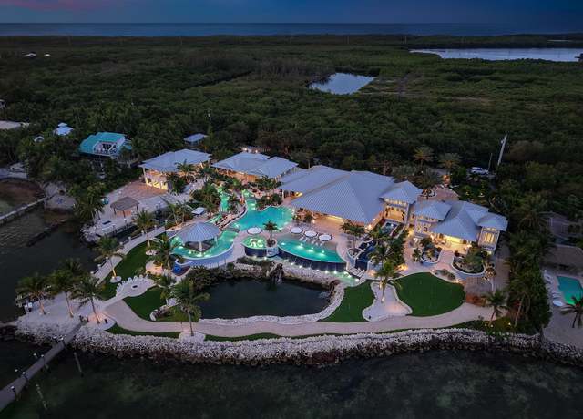 Property at 57223 Morton St, Marathon, FL 33050, 9 beds, 9.5 baths