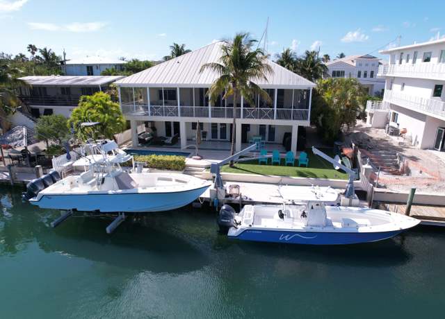 Property at 112 Leoni Dr, Plantation Key, FL 33036, 4 beds, 4 baths