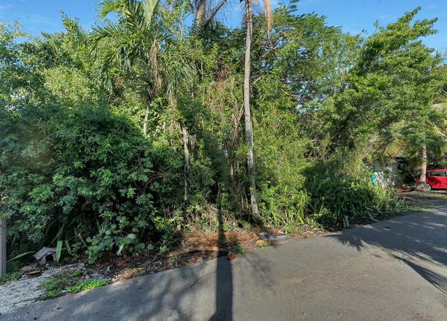 Property at 109 Jasmine Dr, Key Largo, FL 33037