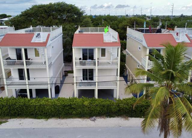 Property at 12400 Overseas Hwy #3, Marathon, FL 33050, 3 beds, 3 baths