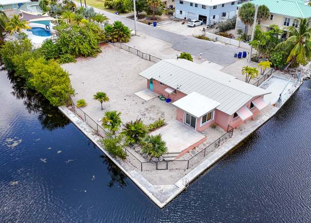 Property at 30427 Hawk Ln, Big Pine Key, FL 33043, 2 beds, 1 bath