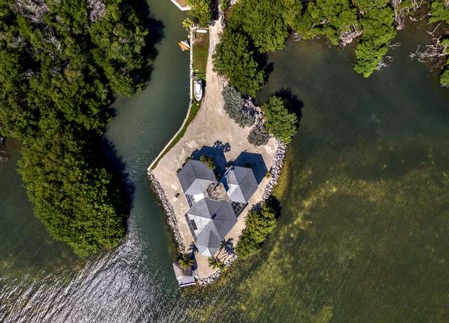 Property at 10987 County Road 905, Key Largo, FL 33037, 3 beds, 3.5 baths