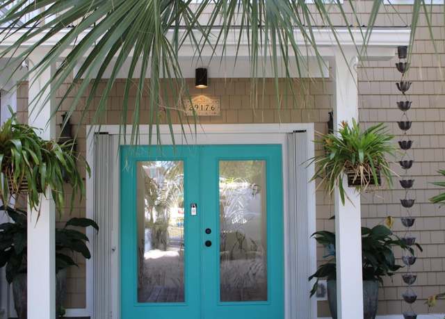 Property at 29176 Violet Dr, Big Pine Key, FL 33043, 5 beds, 3.5 baths