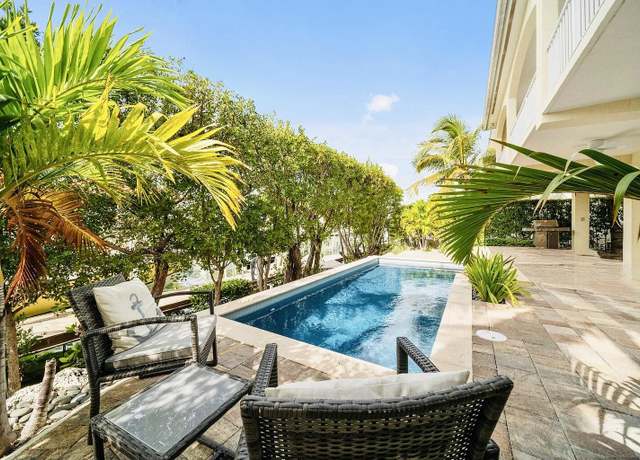 Property at 71 W Plaza Del Lago, Lower Matecumbe, FL 33036, 4 beds, 3 baths
