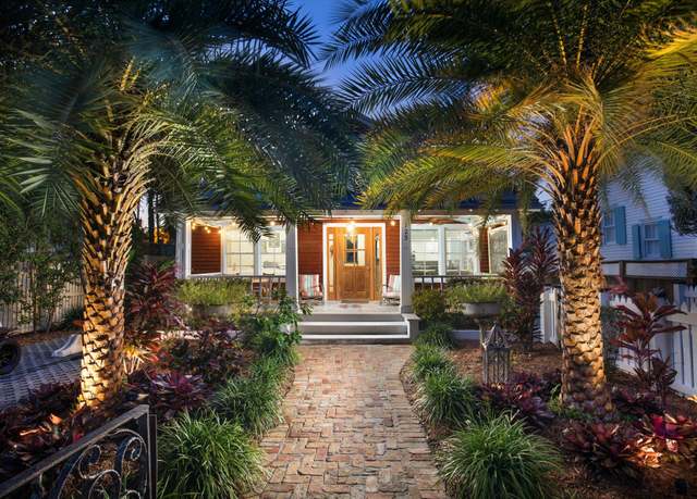 Property at 723 Eaton St, Key West, FL 33040, 7 beds, 8 baths