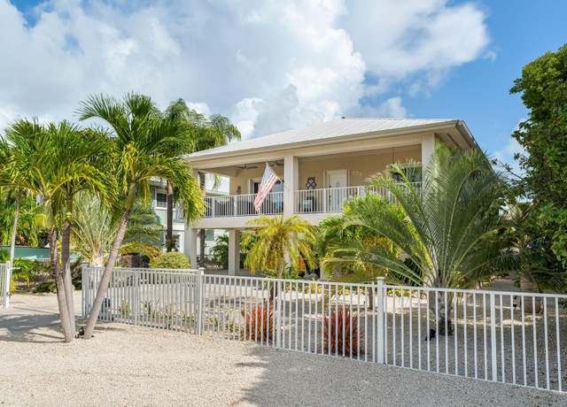 Property at 174 Marina Ave, Key Largo, FL 33037, 3 beds, 2 baths