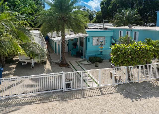 Property at 72 Avenue C, Key Largo, FL 33037, 2 beds, 1.5 baths