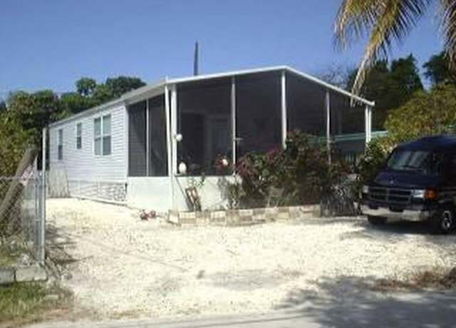 Property at 351 46Th St, Marathon, FL 33050, 2 beds, 2 baths