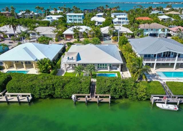 Property at 180 13Th St, Key Colony, FL 33051, 5 beds, 4.5 baths