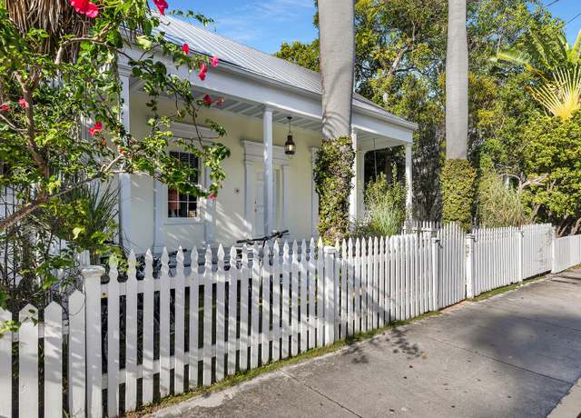 Property at 613 Olivia St, Key West, FL 33040, 4 beds, 1.5 baths