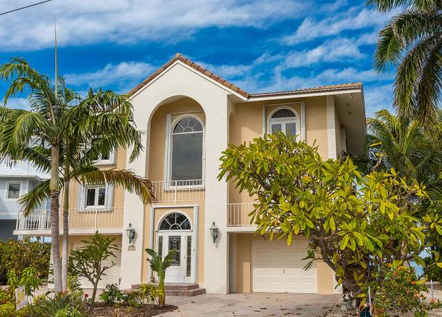 Property at 226 Corsair Rd, Duck Key, FL 33050, 4 beds, 2.5 baths