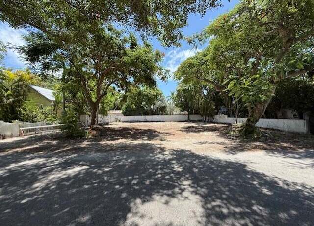 Property at 1220-1222 Seminary St, Key West, FL 33040