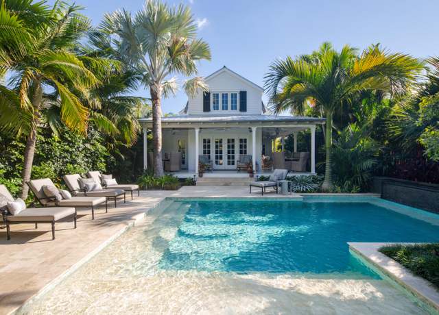 Property at 1109 Fleming St, Key West, FL 33040, 6 beds, 6.5 baths