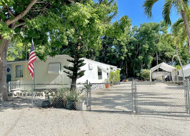 Property at 307 King Ave, Key Largo, FL 33037, 3 beds, 2 baths