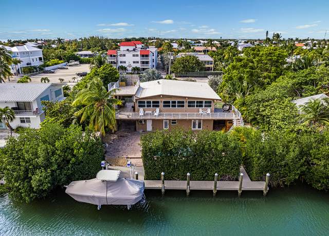 Property at 568 Sombrero Beach Rd, Marathon, FL 33050, 3 beds, 2 baths