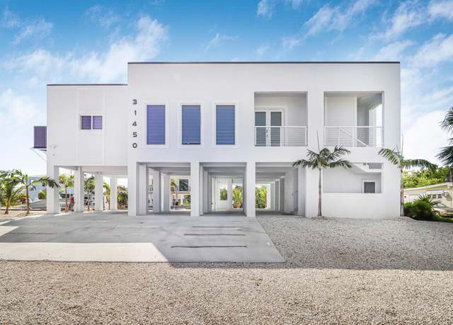Property at 31450 Avenue G, Big Pine Key, FL 33043, 4 beds, 3 baths
