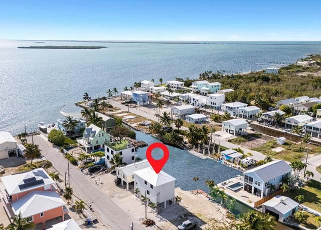 Property at 31490 Avenue F, Big Pine Key, FL 33043, 3 beds, 2.5 baths