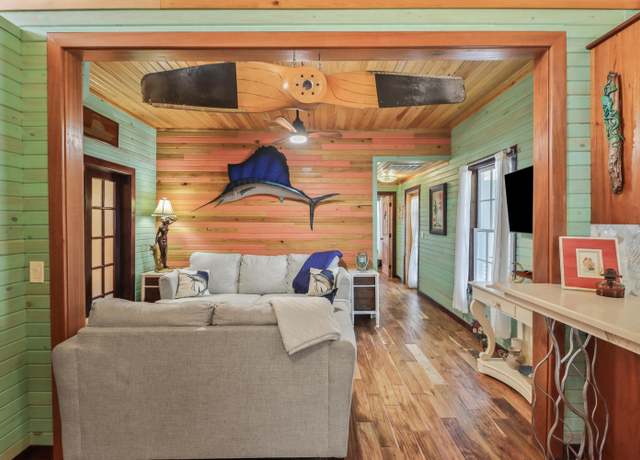 Property at 1117 Whitehead St, Key West, FL 33040, 3 beds, 2 baths