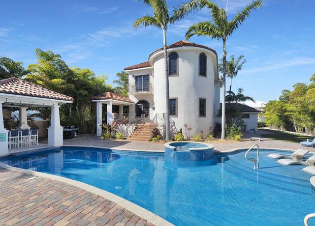 Property at 707 Sombrero Beach Rd, Marathon, FL 33050, 4 beds, 4.5 baths