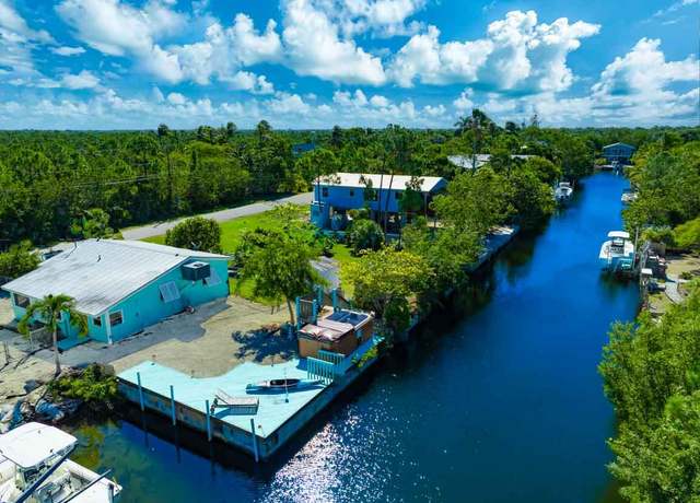 Property at 1620 Buttonwood Dr, Big Pine Key, FL 33043, 2 beds, 1 bath