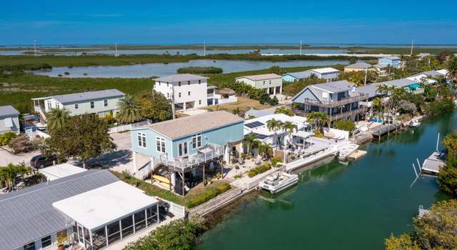 Photo of 31 Blue Water Dr, Saddlebunch, FL 33040