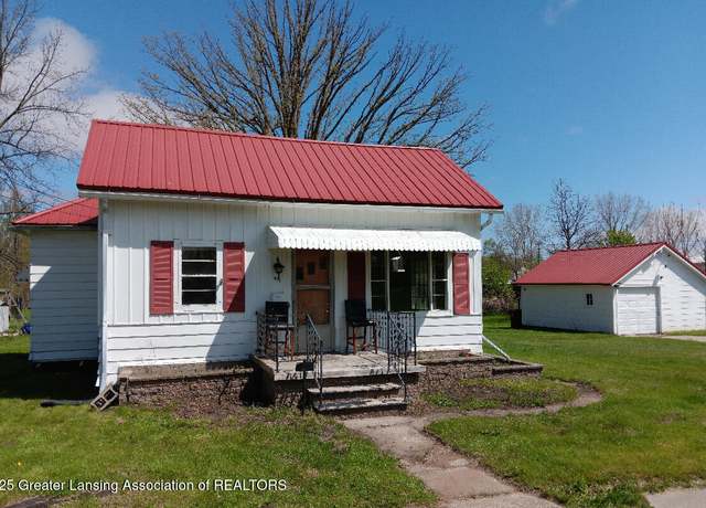 Property at 411 Ely St, Alma, MI 48801, 3 beds, 1 bath