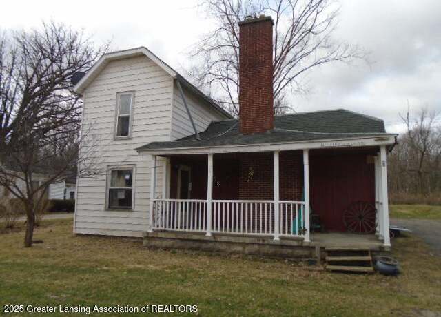 Property at 818 E Grand River Ave, Williamston, MI 48895, 3 beds, 1 bath