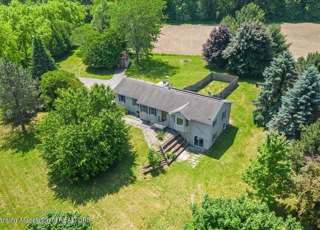 Property at 1313 W Alward Rd, Dewitt, MI 48820, 3 beds, 2 baths