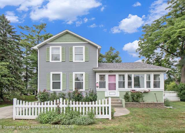 Property at 133 E Columbia St, Mason, MI 48854, 3 beds, 2.5 baths