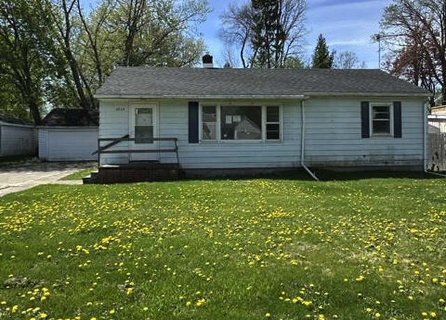 Property at 2623 Lafayette Ave, Lansing, MI 48906, 3 beds, 1 bath