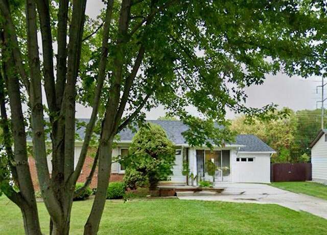 Property at 1122 Mel Ave, Lansing, MI 48911, 3 beds, 2 baths