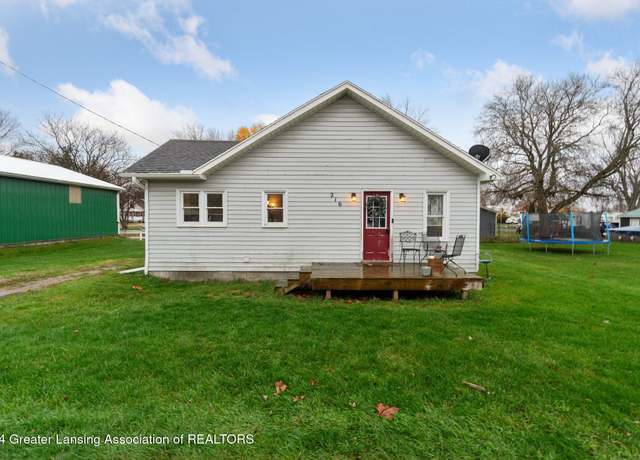 Property at 216 W Naldrett St, Middleton, MI 48856, 2 beds, 1 bath