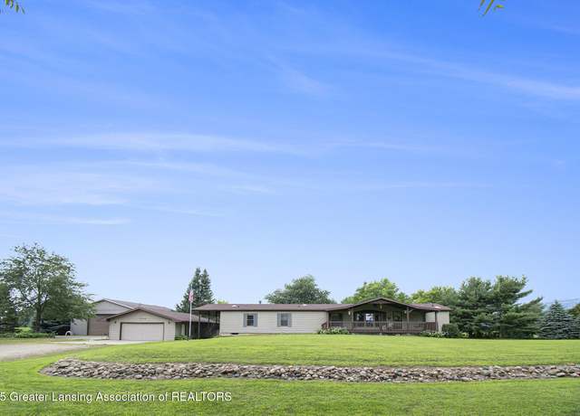 Property at 5773 N Seymour Rd, Owosso, MI 48867, 4 beds, 3 baths