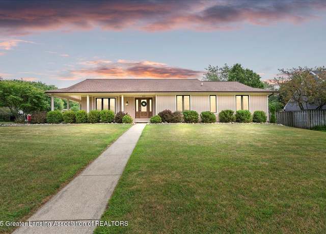 Property at 2514 Rockdale Ave, Lansing, MI 48917, 3 beds, 2.5 baths