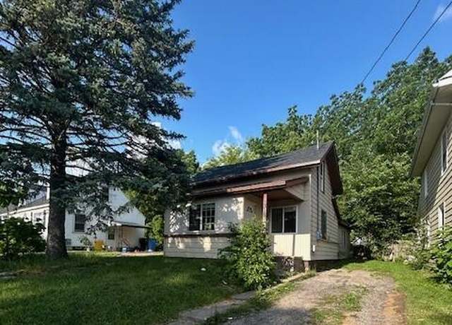 Property at 1318 Massachusetts Ave, Lansing, MI 48906, 6 beds, 1 bath