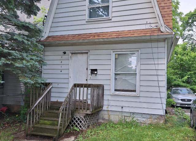 Property at 1314 W Ionia St, Lansing, MI 48915, 2 beds, 1 bath