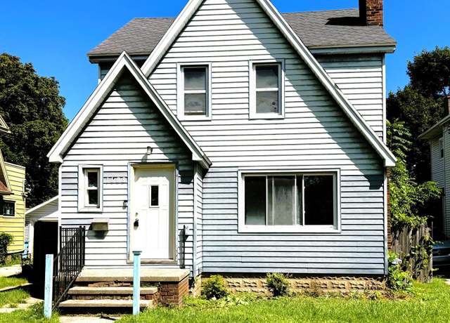 Property at 1608 W St. Joseph St, Lansing, MI 48915, 4 beds, 2.5 baths