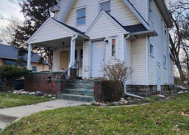 Property at 1049 N Larch St, Lansing, MI 48906, 3 beds, 2 baths