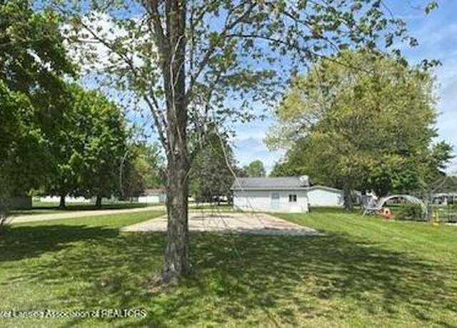 Property at 801 Washington St, Nashville, MI 49073