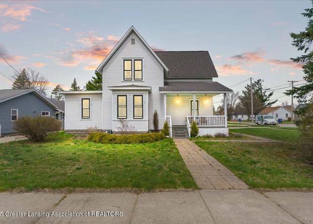 Property at 607 Ogemaw St, Grayling, MI 49738, 3 beds, 2 baths