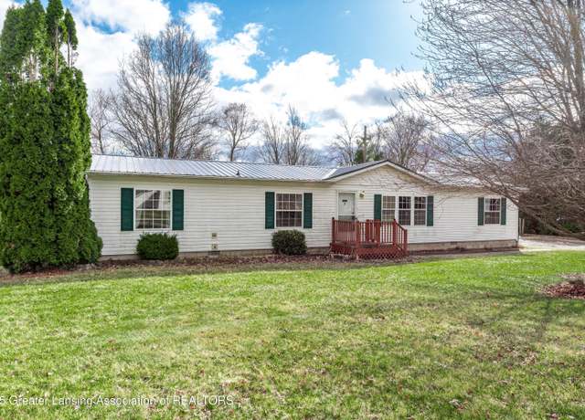 Property at 388 E First St, Ovid, MI 48866, 4 beds, 2 baths
